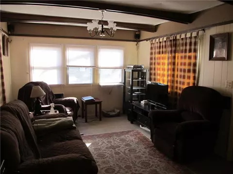 42 Hillside Dr, Mapleville, RI 02839 photo 10
