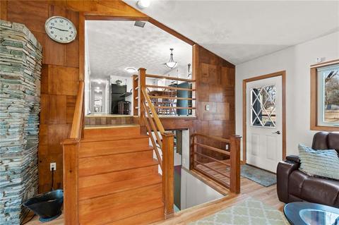 174 Spring Grove Ave, Warwick, RI 02889 photo 9