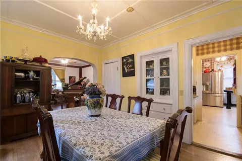 593 S Main St, Woonsocket, RI 02895 photo 16