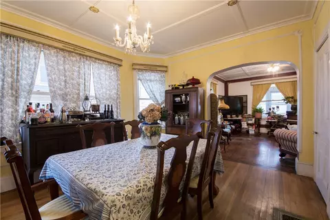 593 S Main St, Woonsocket, RI 02895 photo 17