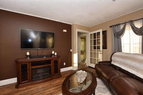 9 Newfield Ave, Warwick, RI 02888 photo 11