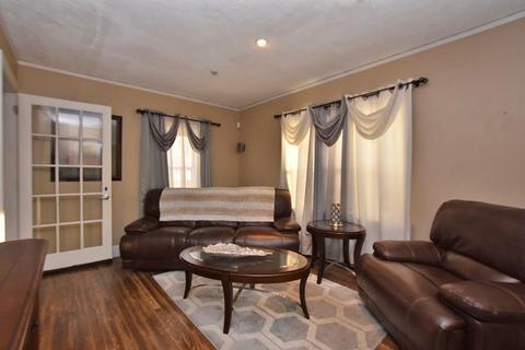 9 Newfield Ave, Warwick, RI 02888 photo 10