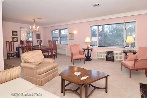 140 Coldbrook Rd, Warwick, RI 02888 photo 6