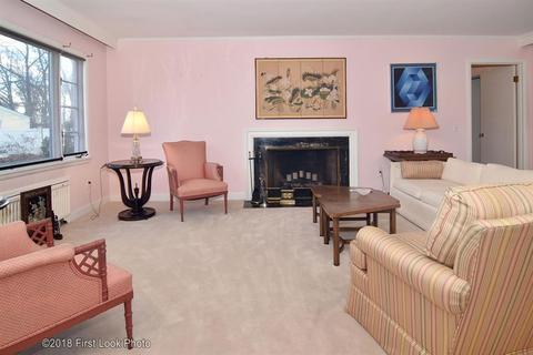 140 Coldbrook Rd, Warwick, RI 02888 photo 4