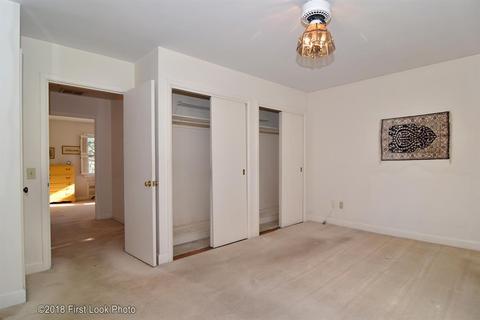 140 Coldbrook Rd, Warwick, RI 02888 photo 18