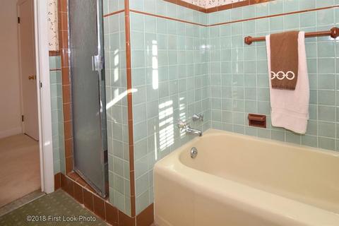 140 Coldbrook Rd, Warwick, RI 02888 photo 28