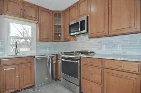 182 Grand St, Woonsocket, RI 02895 photo 3