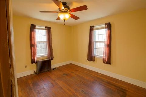 150 Palace Ave, Warwick, RI 02886 photo 11