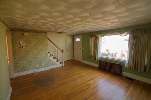 150 Palace Ave, Warwick, RI 02886 photo 17