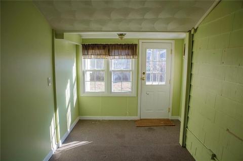 150 Palace Ave, Warwick, RI 02886 photo 5