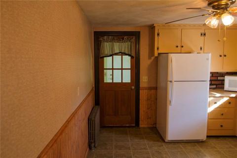 150 Palace Ave, Warwick, RI 02886 photo 7