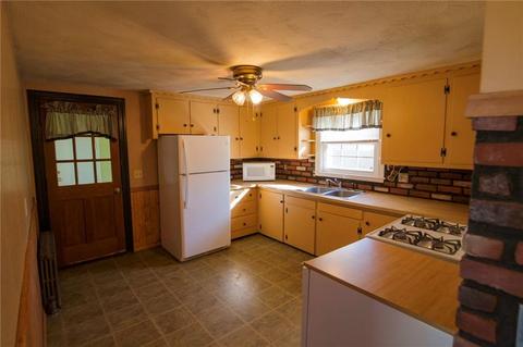 150 Palace Ave, Warwick, RI 02886 photo 8