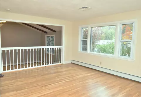 70 Eagle Rd, Cranston, RI 02920 photo 5