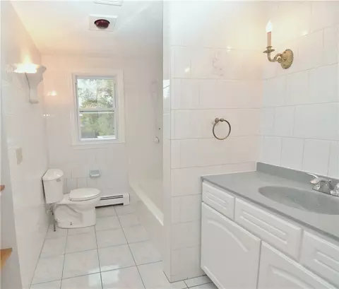70 Eagle Rd, Cranston, RI 02920 photo 9