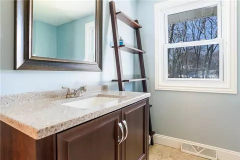 353 Diamond Hill Rd, Warwick, RI 02886 photo 19