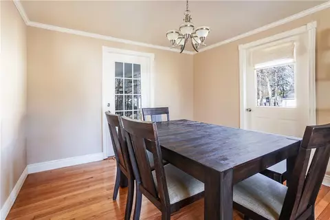353 Diamond Hill Rd, Warwick, RI 02886 photo 10