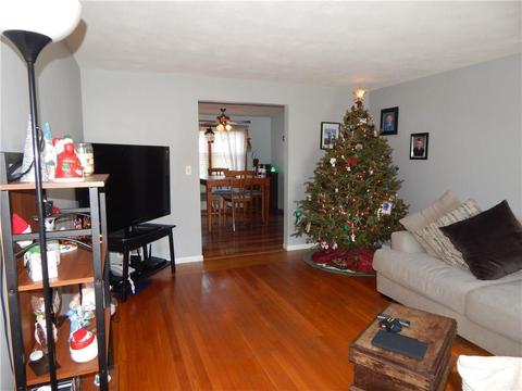17 Hobbs Rd, Warwick, RI 02889 photo 5