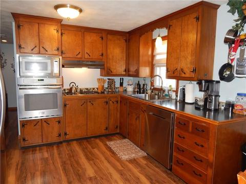 17 Hobbs Rd, Warwick, RI 02889 photo 7