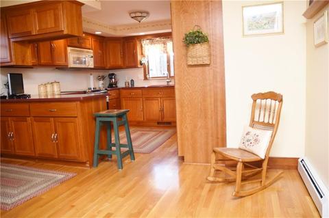 33 Cosmo St, Westerly, RI 02891 photo 11