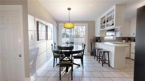 30 Covington Dr, Warwick, RI 02886 photo 9