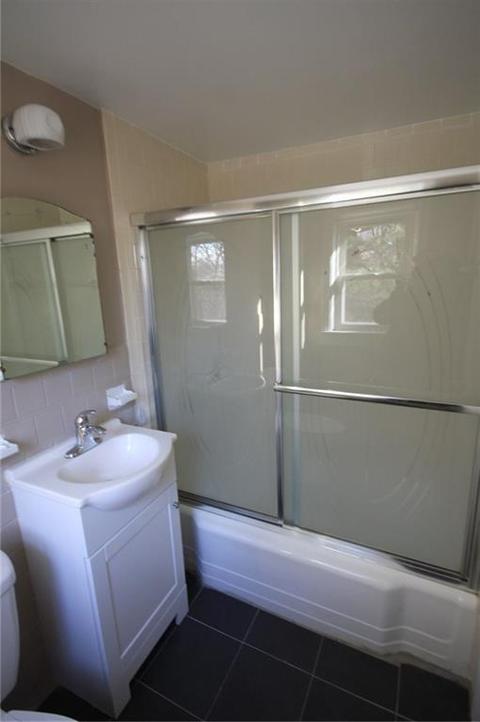 583 Mendon Rd, Woonsocket, RI 02895 photo 11