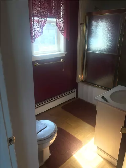 24 Logan St, Warwick, RI 02889 photo 10