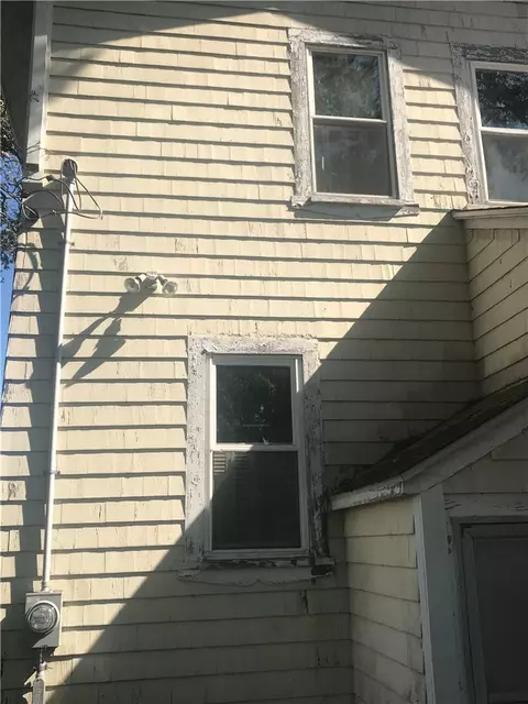 24 Logan St, Warwick, RI 02889 photo 30