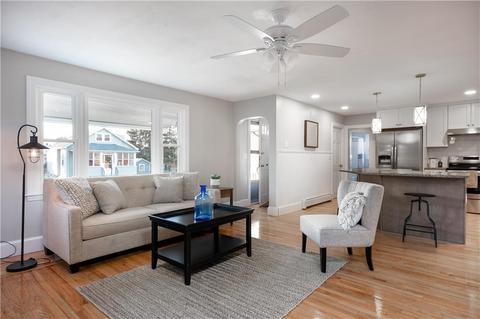 142 River St, Warwick, RI 02888 photo 2