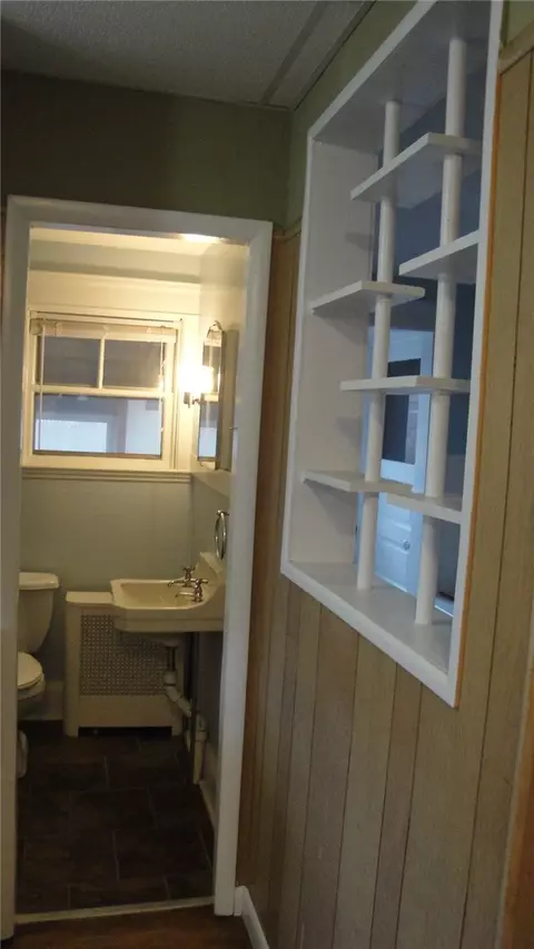 169 Lloyd Ave, Warwick, RI 02889 photo 20