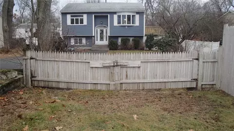 169 Lloyd Ave, Warwick, RI 02889 photo 5