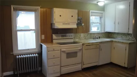 169 Lloyd Ave, Warwick, RI 02889 photo 17