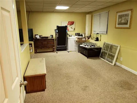 51 Eastgate Dr, Warwick, RI 02886 photo 13