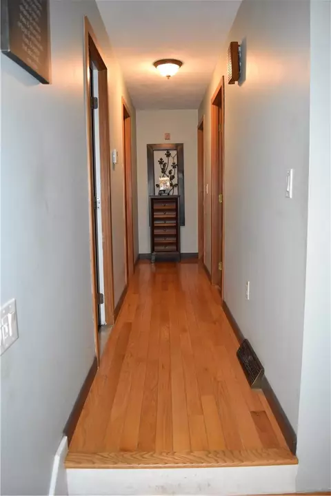 51 Eastgate Dr, Warwick, RI 02886 photo 7