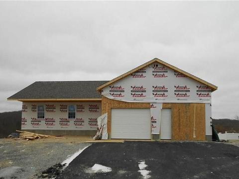 257 Danielle Dr, Woonsocket, RI 02895 photo 2