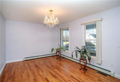 2 Cranberry Rd, Warren, RI 02885 photo 2