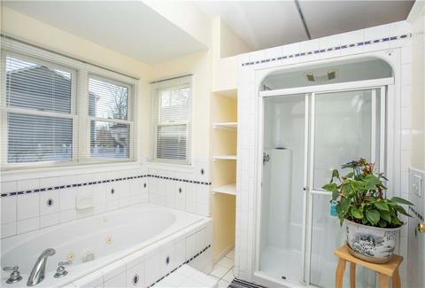 2 Cranberry Rd, Warren, RI 02885 photo 9