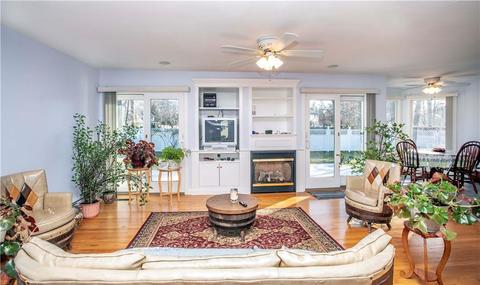 2 Cranberry Rd, Warren, RI 02885 photo 5