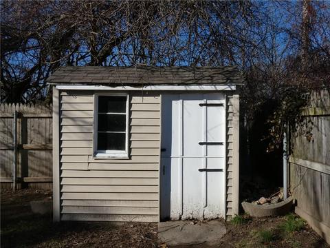135 Gilbert St, Warwick, RI 02886 photo 20
