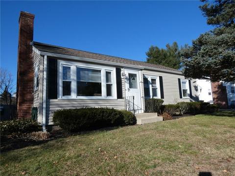 135 Gilbert St, Warwick, RI 02886 photo 1