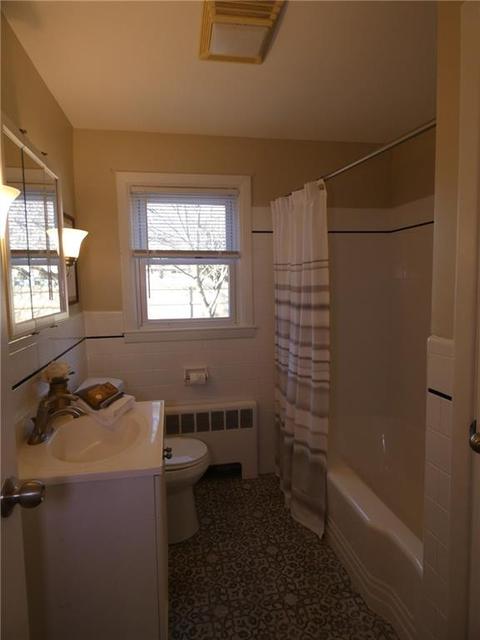 135 Gilbert St, Warwick, RI 02886 photo 9