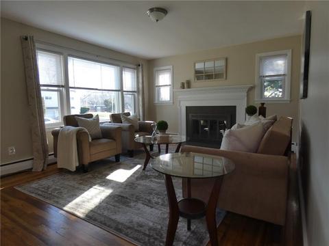 135 Gilbert St, Warwick, RI 02886 photo 8