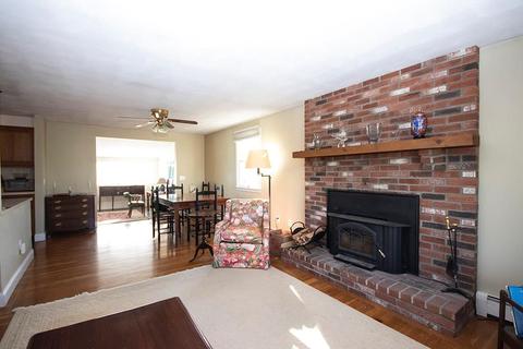 40 Duffield Rd, Bristol, RI 02809 photo 8