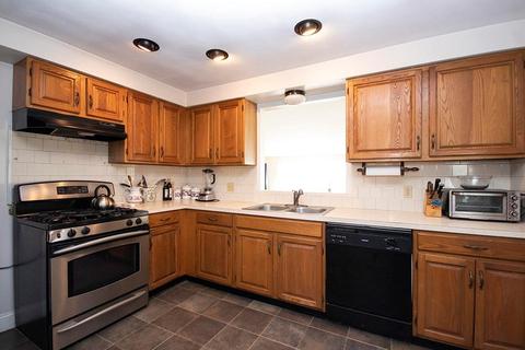 40 Duffield Rd, Bristol, RI 02809 photo 14