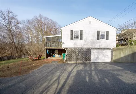 111 Saint Leon Ave, Woonsocket, RI 02895 photo 13