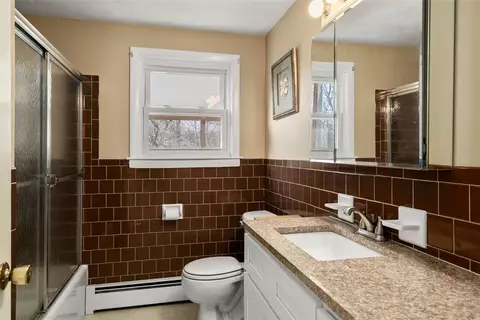 111 Saint Leon Ave, Woonsocket, RI 02895 photo 11