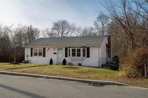 111 Saint Leon Ave, Woonsocket, RI 02895 photo 1