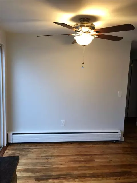 195 Vineyard Rd, Warwick, RI 02889 photo 8