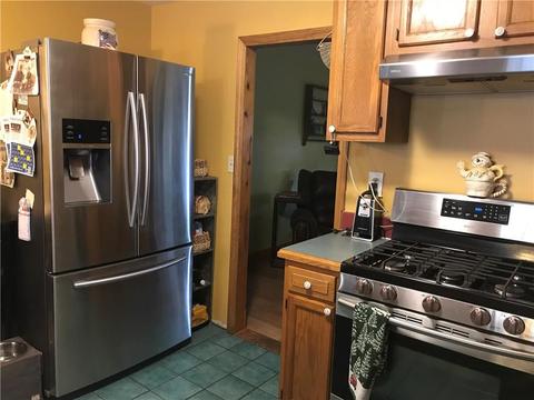 176 Aylsworth Ave, Woonsocket, RI 02895 photo 3