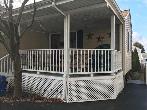 176 Aylsworth Ave, Woonsocket, RI 02895 photo 14