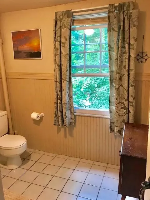 814 Centerville Rd, Warwick, RI 02886 photo 7